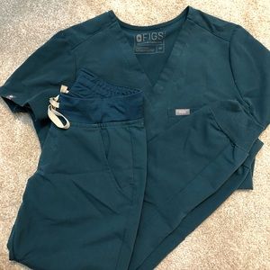 Figs scrubs joggers set in harbor blue